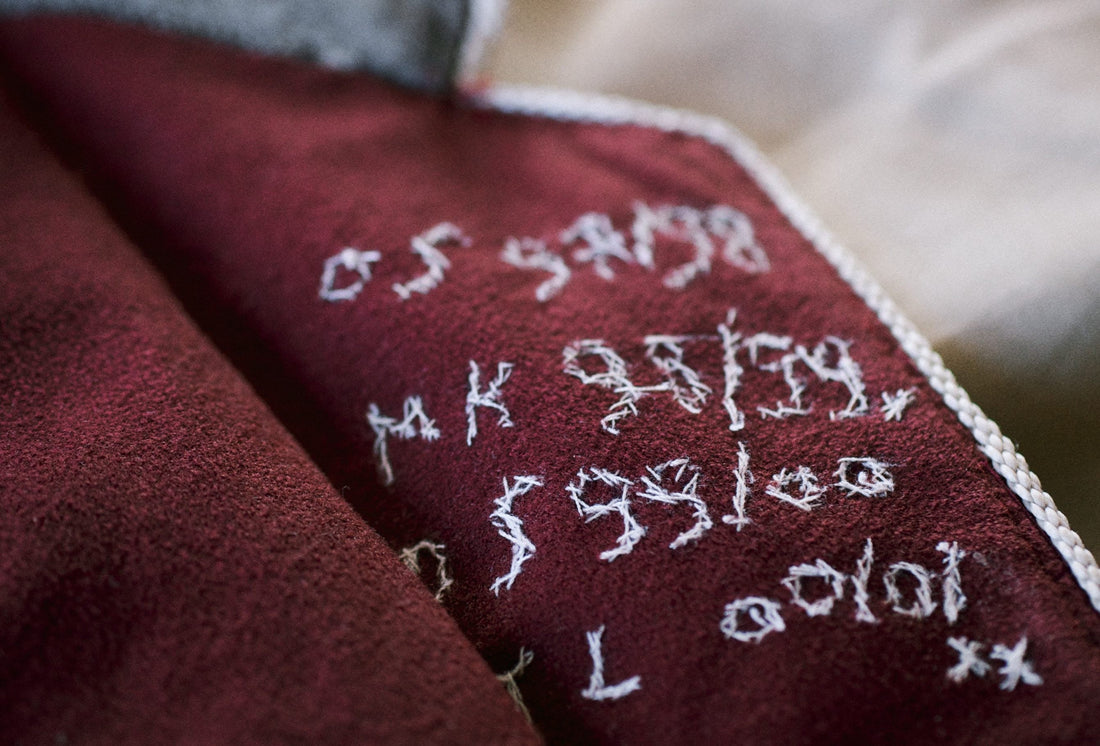 Dutch embroidery (That secret cross-stitching under the lapel)